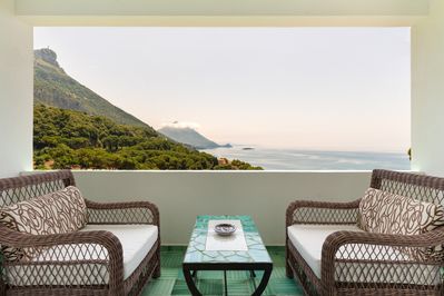 SV_Sea View Deluxe Room(1).jpg