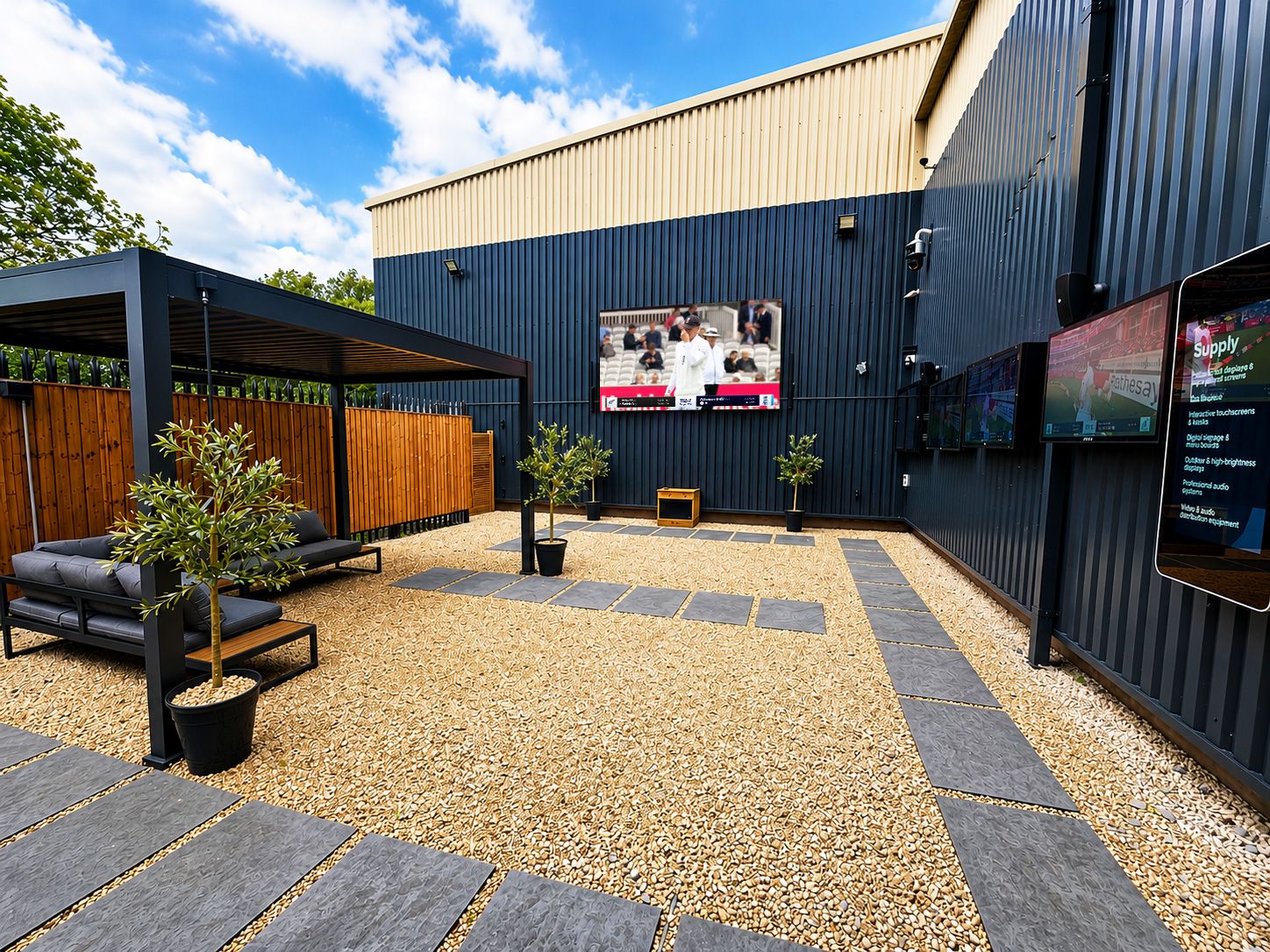 Outdoor-Outvue--2.jpg