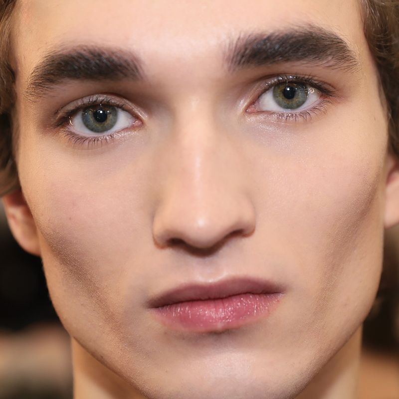  MEN’S FALL/WINTER 2025 BEAUTY LOOKS: PAPARAZZI.