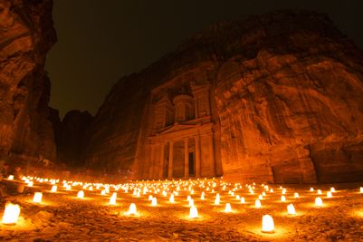 Petra_Jordan_dreamstimexxl64945239[1].jpg