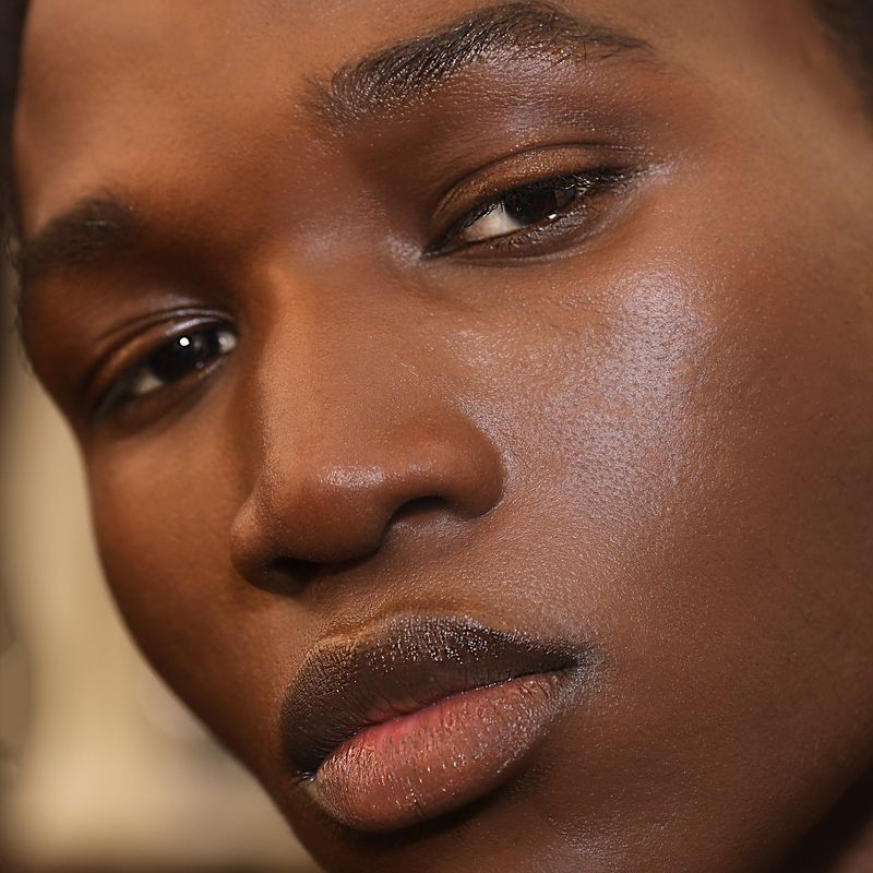  MEN’S FALL/WINTER 2025 BEAUTY LOOKS: PAPARAZZI.