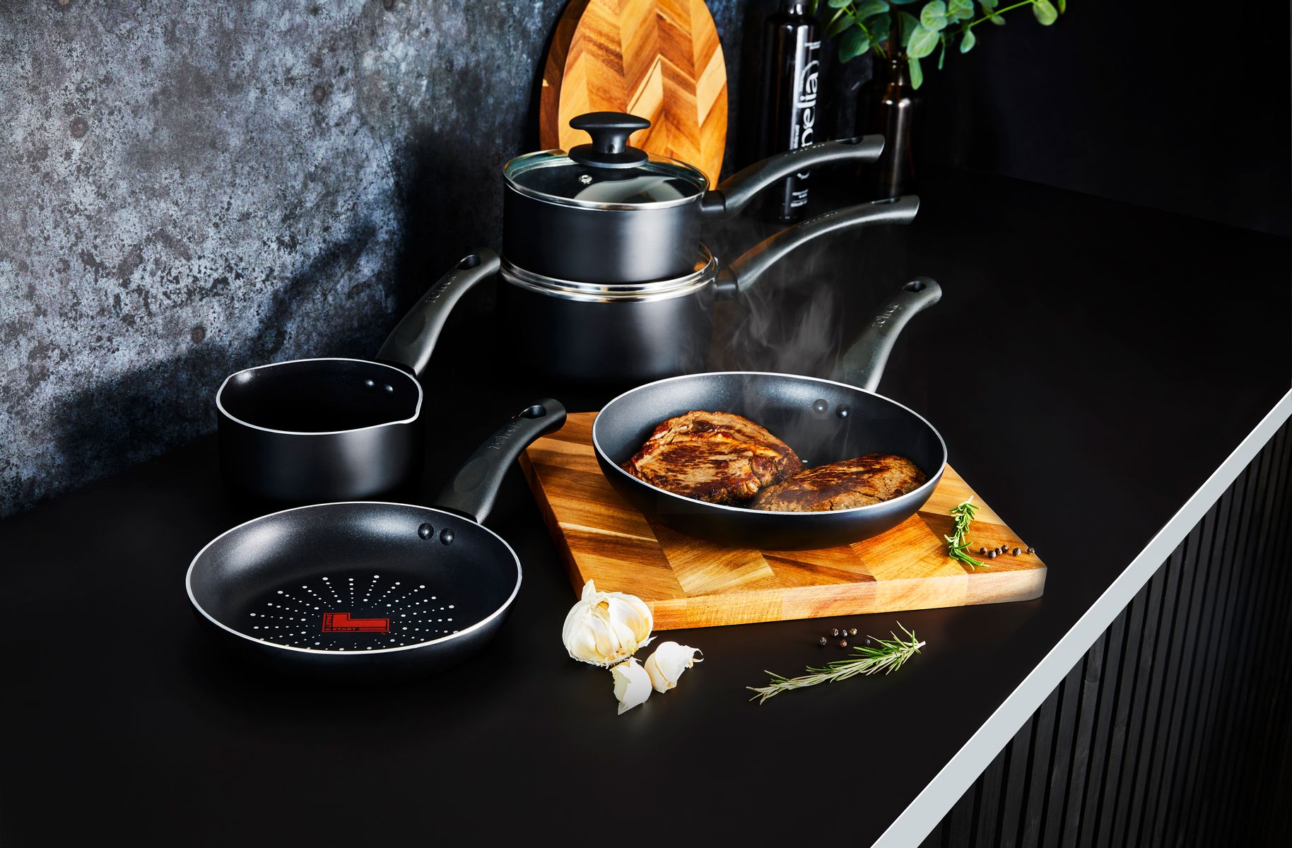 T700304 Tower Smart Start Cookware Set.jpg