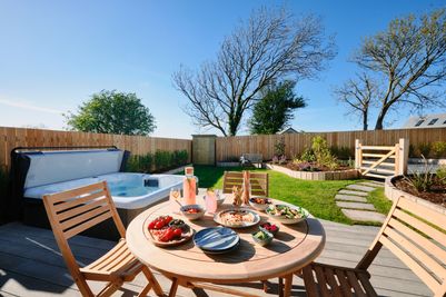 Perfect-Stays-The-Nook-exterior-1.jpg