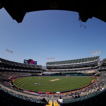 Oakland Coliseum.jpg