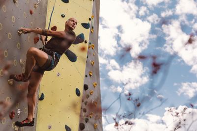 Lindenhof_climbing wall (2).jpg