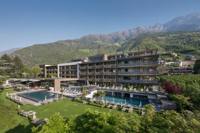 Feldhof_Hotel.jpg