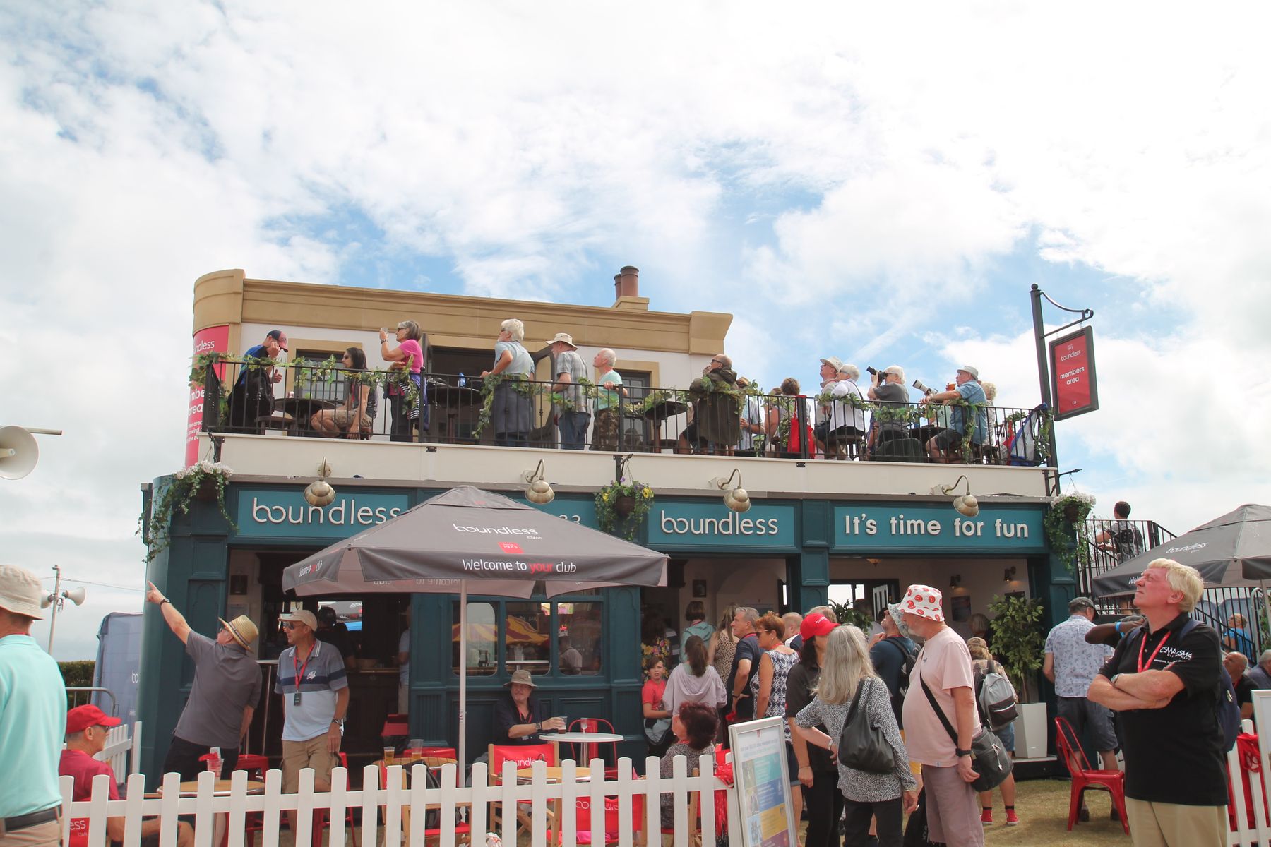 Boundless members and guests enjoying the Eastbourne International Airshow 2022