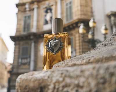DG_FF_25_EC_PRODUCT_10_DEVOTION_FOR_MEN_PARFUM_100ML_8054754403138_JPG_5_4_300DPI_CMYK.jpg