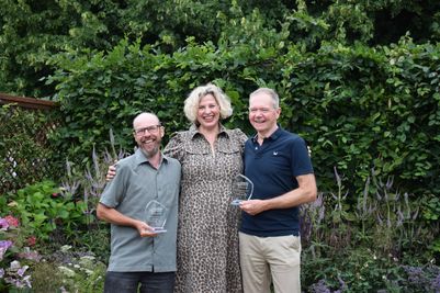 Winners Chris Reeve (left) and Paul Everden (right) with Judge Petra Hoyer-Millar