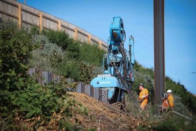 Sheet Piling UK carries out cliff reinforcement works in Clacton-on-Sea/Holland-on-Sea