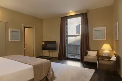 Deluxe Room - Room 2.jpg