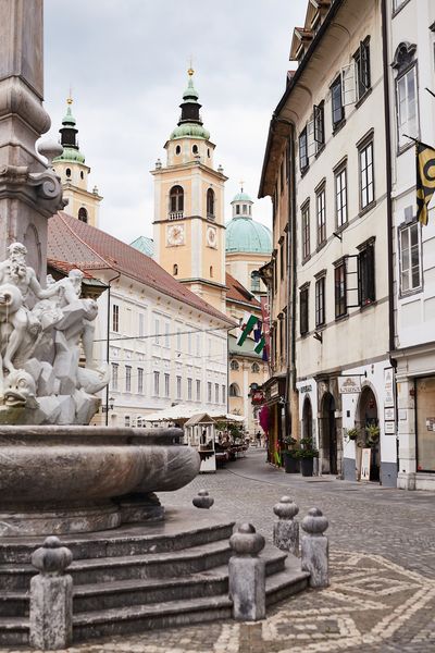 185836-F015193-ljubljana_3-photo-m.jpg