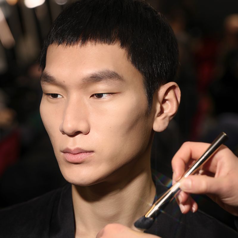 MEN’S FALL/WINTER 2025 BEAUTY LOOKS: PAPARAZZI.