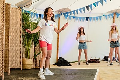 20230827_Emmalou_Sunday_Drop2-3.jpg