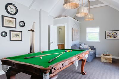Perfect-Stays-Morning-Tide-games-room.jpg