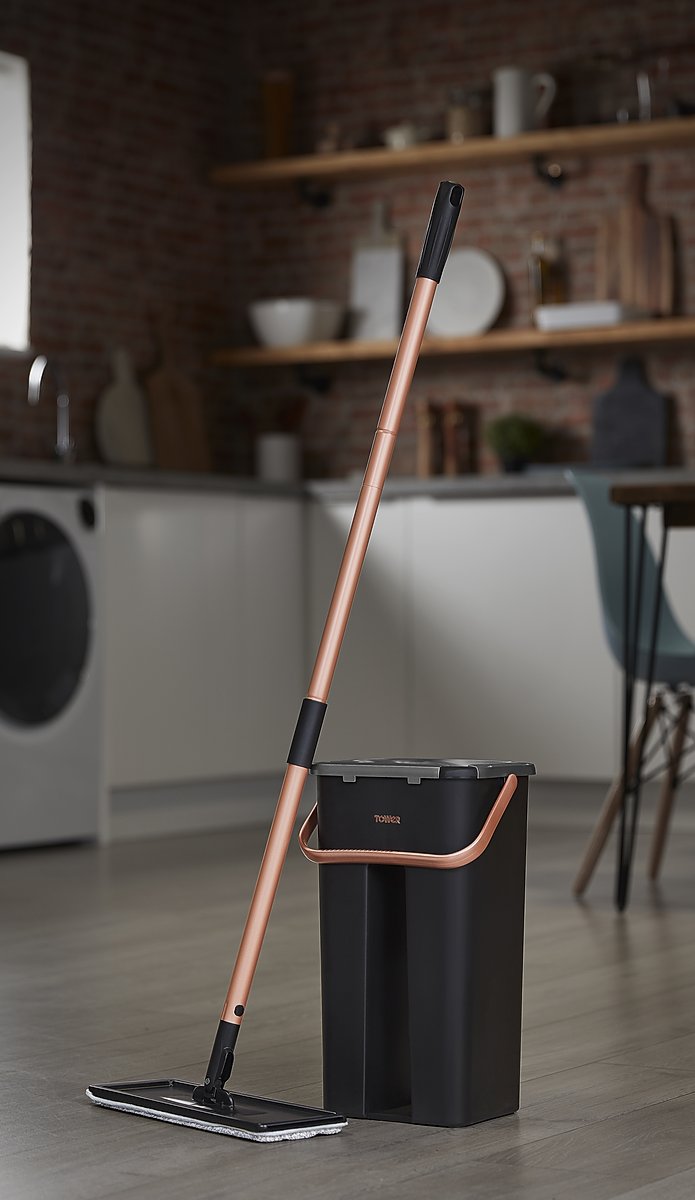 T869006RGB Tower Rose Gold Wet Dry Flat Mop and Bucket.jpg
