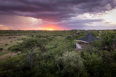 Kenya - Hemingways Ol Seki, OlSeki Area.jpg