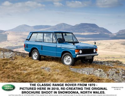 1970s Classic Range Rover_Boundless.jpg