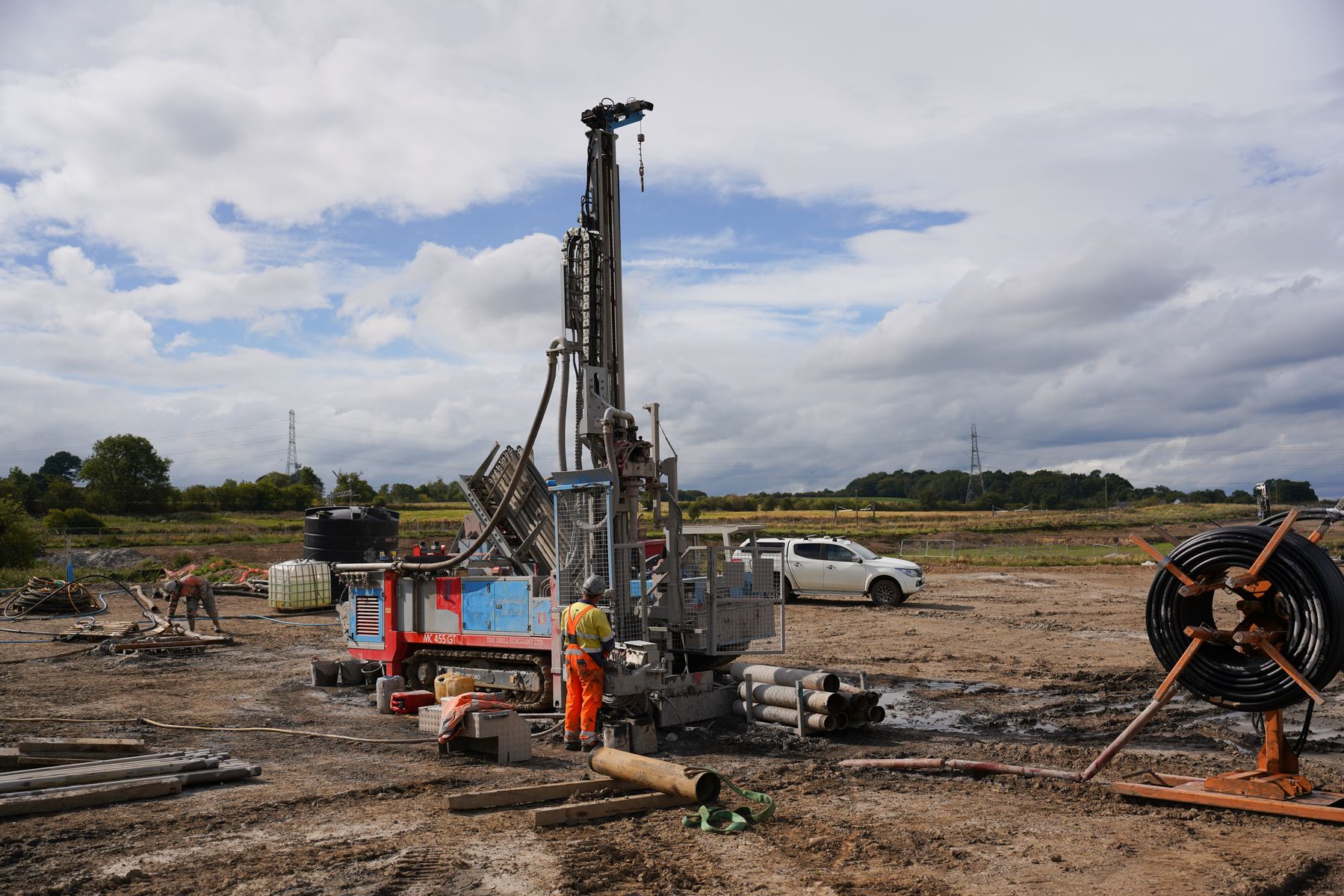 UKPS (Last Mile)_Michaelston_drilling rig.jpg
