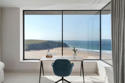 Red-Cove-Perfect-Stays-3.jpg