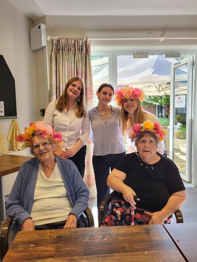 Ashwood care centre art club