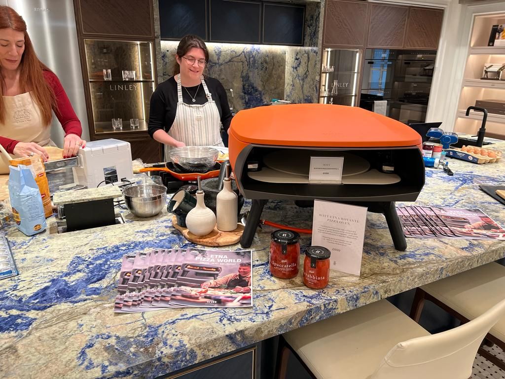 Witt ETNA Rotante Pizza Oven in Harrods                                              