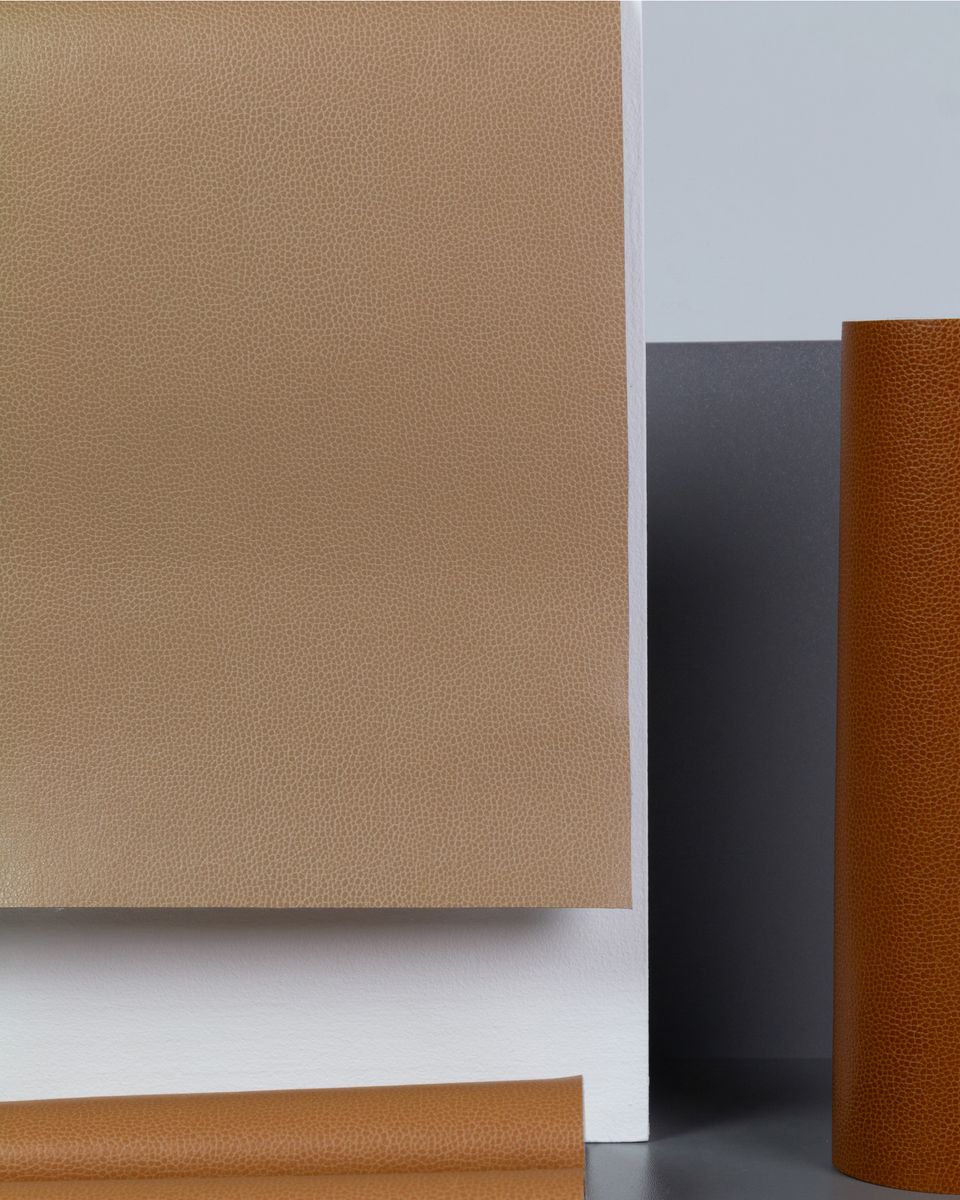 Ultrafabrics Promessa brown collection