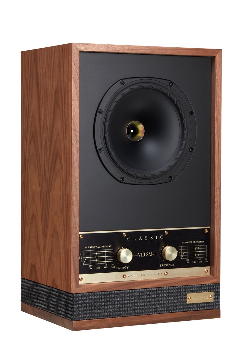 Classic VIII SM 3Q Grill Off.jpg