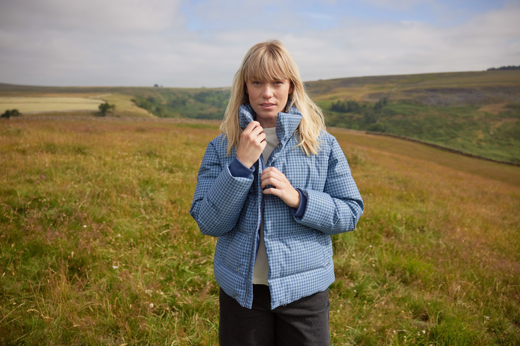 Radcliffe Womens Gingham Check Insulated Padded Jacket - Navy/Grey Gingham