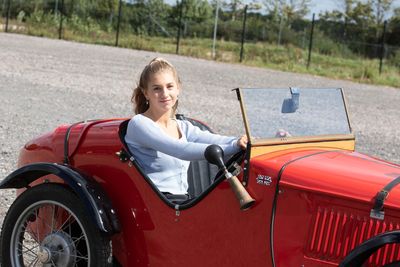 10-17s can drive an Austin 7 with Young Driver