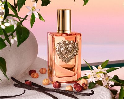 DG_FF_EC_PRODUCT_W_INGR_DEVOTION_EDPI_INTENSE_100ML_8057971188291_JPG_5_4_300DPI.jpg