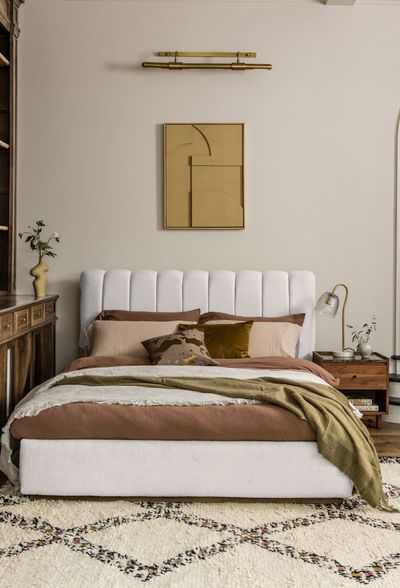Sloane Kingsize Fluted Bed
