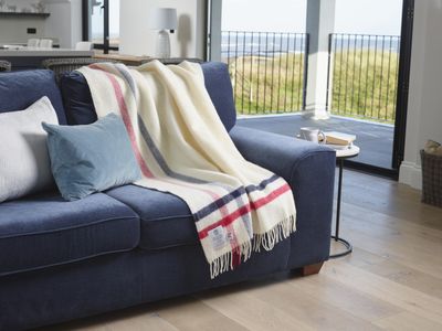 Pure Wool Throw: Albion