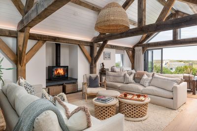 Perfect-Stays-Constantia-first-floor-living.jpg