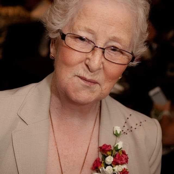 Alice Cairns choked to death after being left alone in a nursing home to eat.jpg