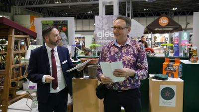 Glee at Spring Fair - Matthew Mein & Trevor Pfeiffer (Image credit - Garden Trade News).jpg