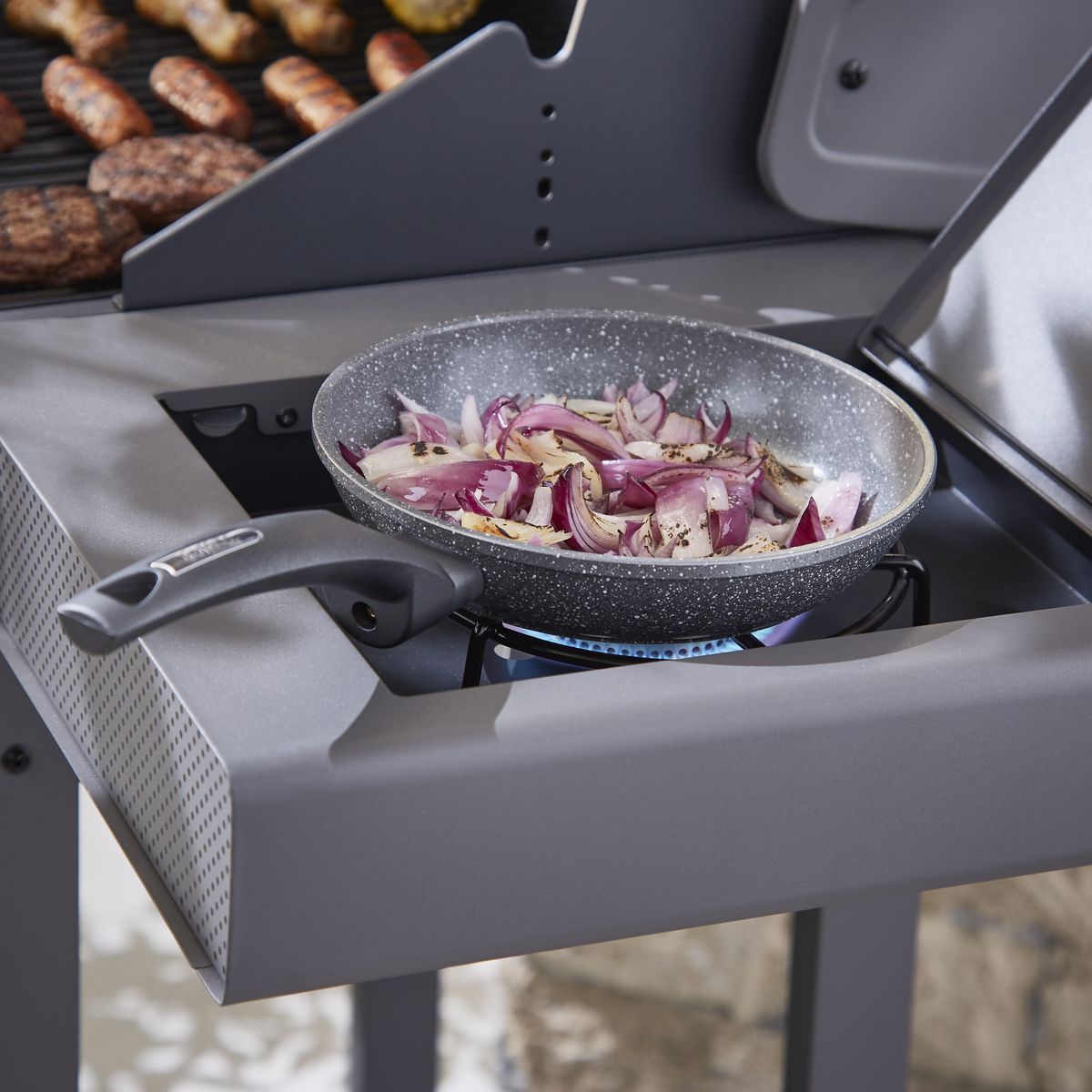 T978500 Tower Stealth Two Burner BBQ-3.jpg