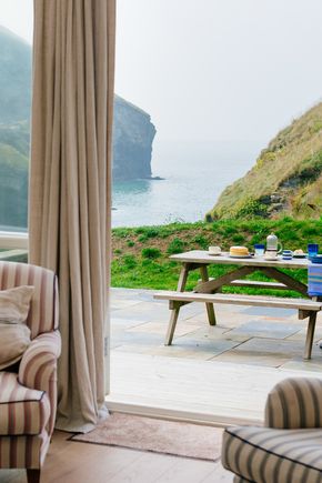 The Yellow Cottage - Perfect Stays - 6.jpg