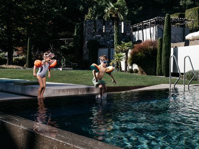 Family (2).jpg