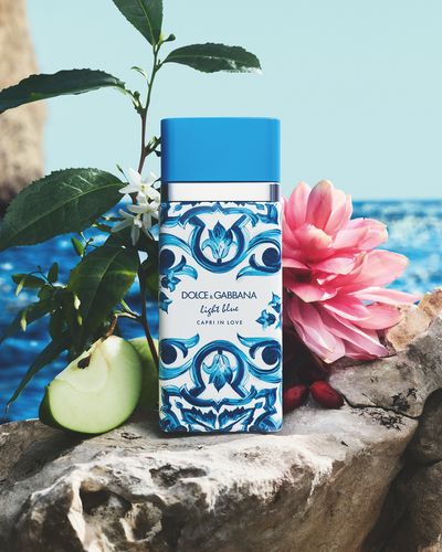 DG_FF25_LB_EC_PRODUCT_W_INGR_LB_CAPRI_IN_LOVE_FEMALE_EDP_100ML_8054754407235_JPG_4_5_300DPI_CMYK.jpg