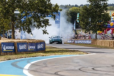 20220826_CarFest_South_Friday_Highlights_DJPR-44.jpg