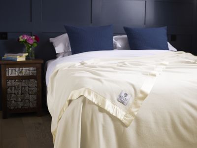Cashmere White