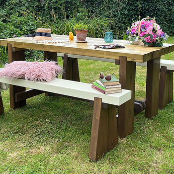 Suggested Header 2000px Thorndown Paints, UV Clear Wood Paint, £22, 8692130.jpg