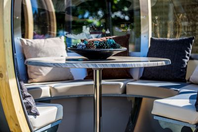 Ornate Garden Luxury Rotating Seater Garden Pod