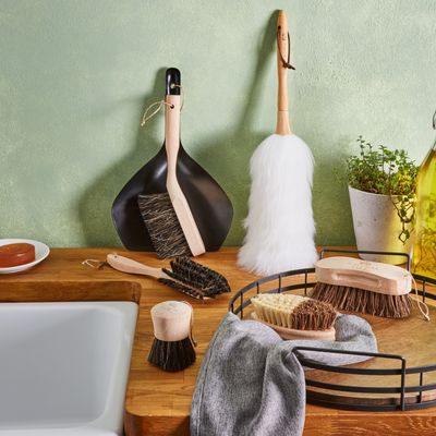 Natural Life NL109005 Beech Handled Homecare Set.jpg