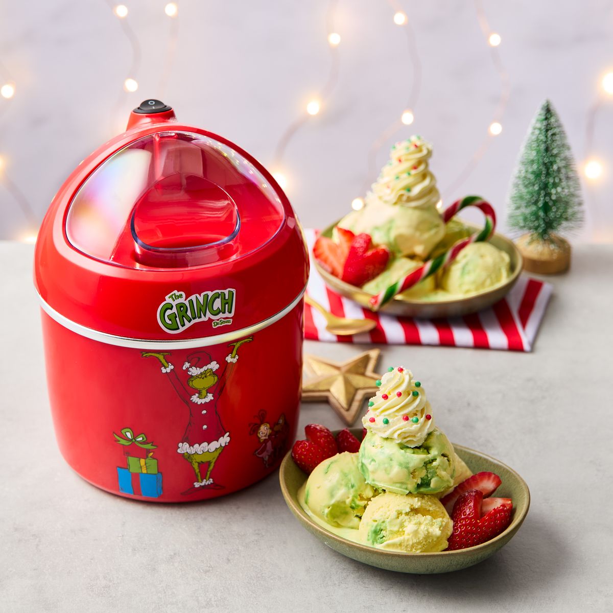 THE GRINCH 400ML ICE CREAM MAKER - RED