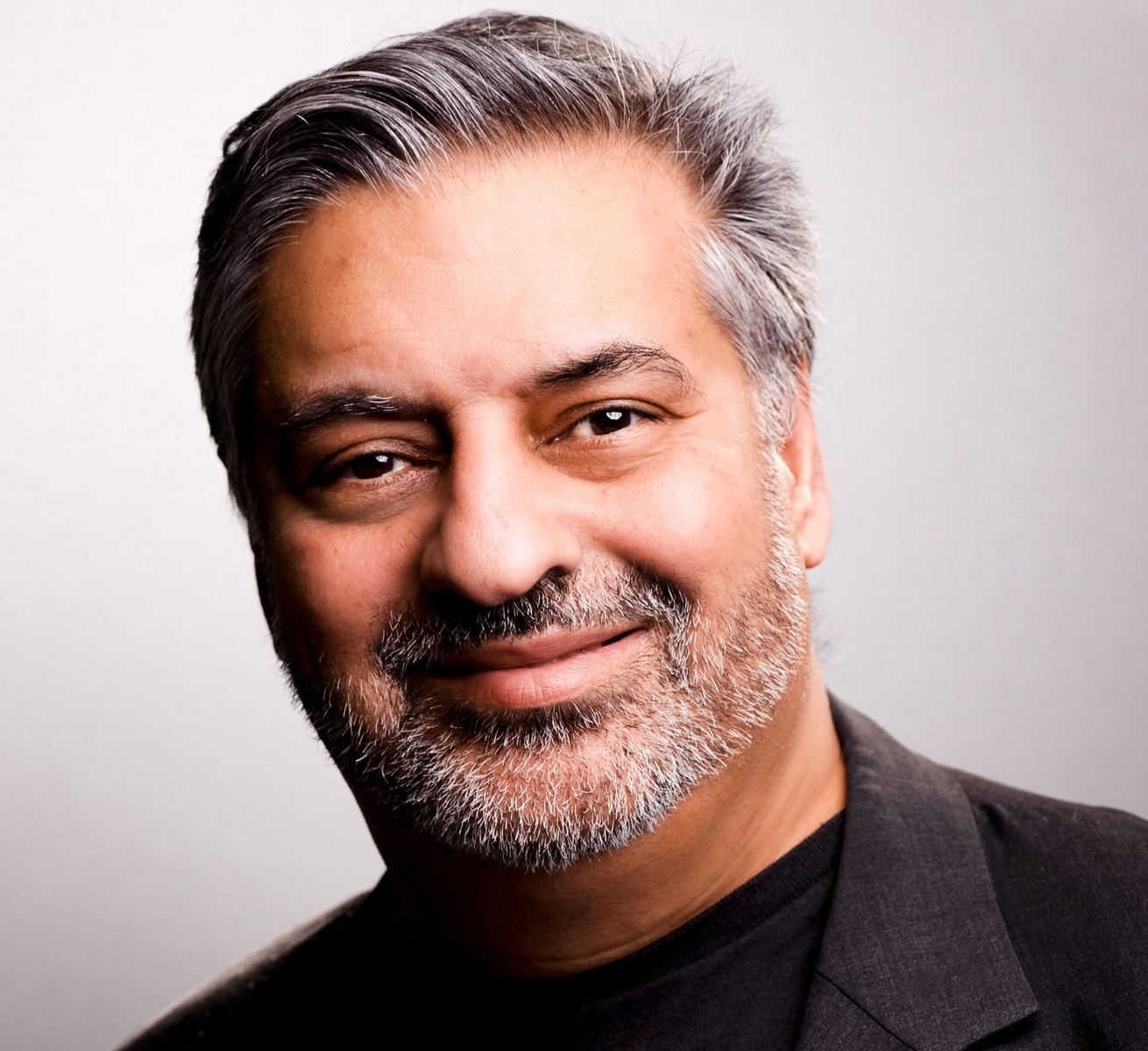 Rohit Talwar, Author of Aftershocks and Opportunities 2:Navigating the Next Horizon, and CEO of Fast Future