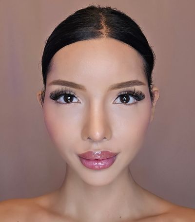 Founder Zii Lizard wearing vegan lashes from her brand, LZRD LASH