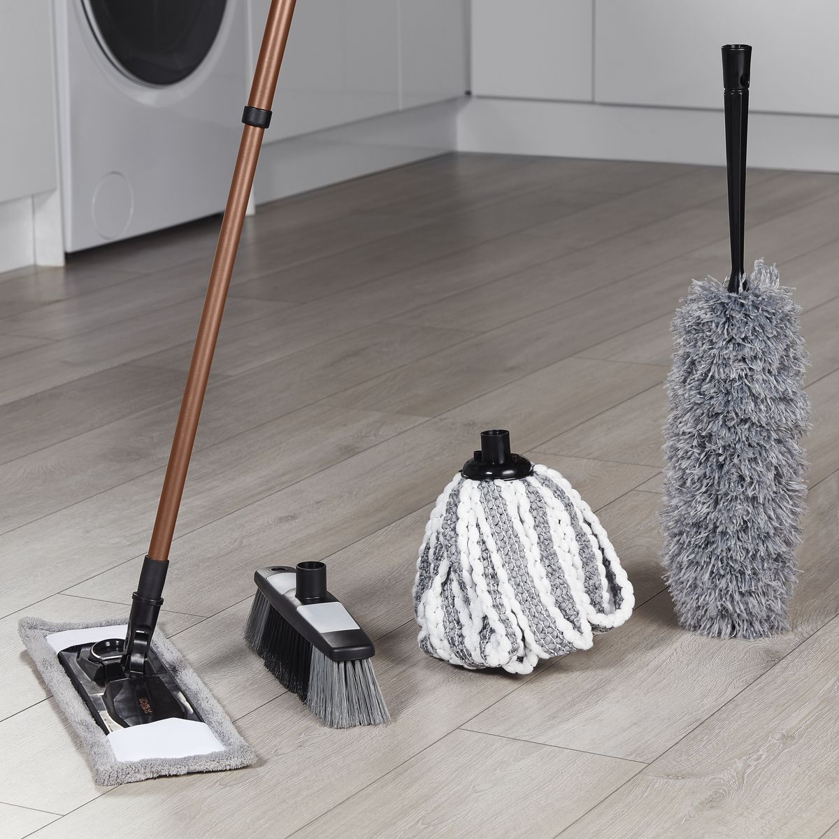 T869002RGB Tower Rose Gold Complete Cleaning Set 2.jpg