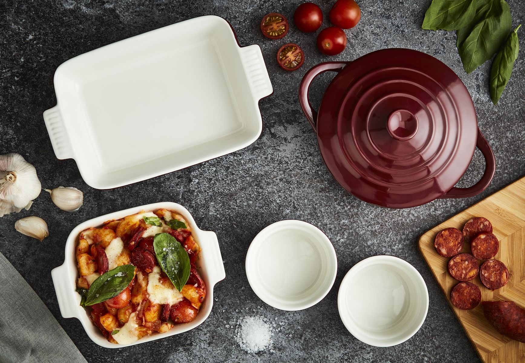 Barbary & Oak BO875000RED Foundry Ceramic Ovenware Gift Set Bordeaux Red.jpg